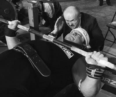 Benchuj, abys dal více na kettlebell press