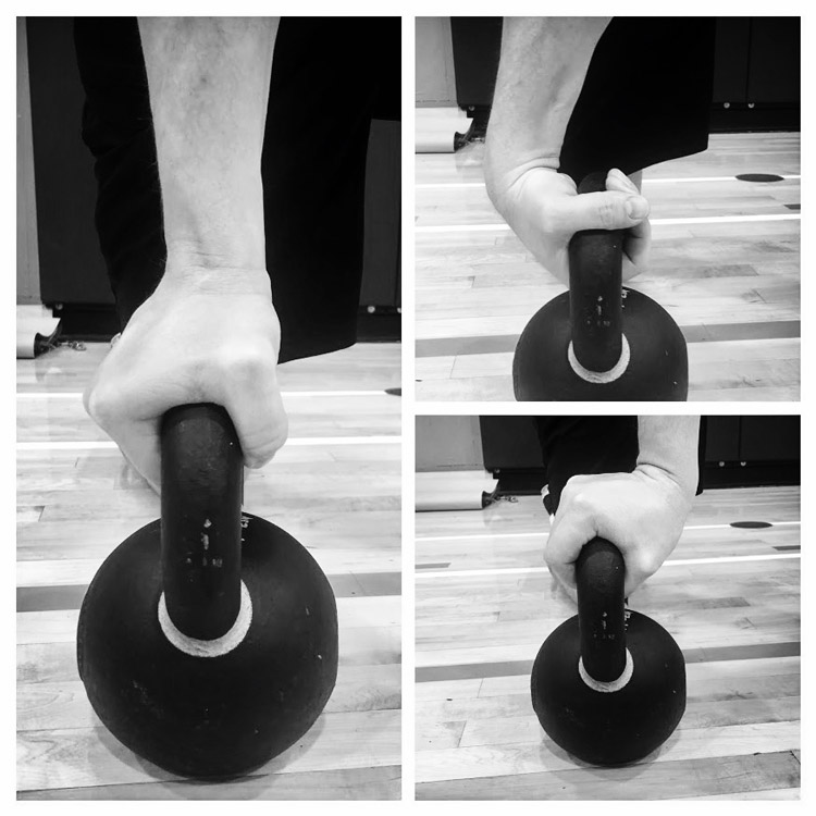Experiment s kettlebell dnem vzhůru